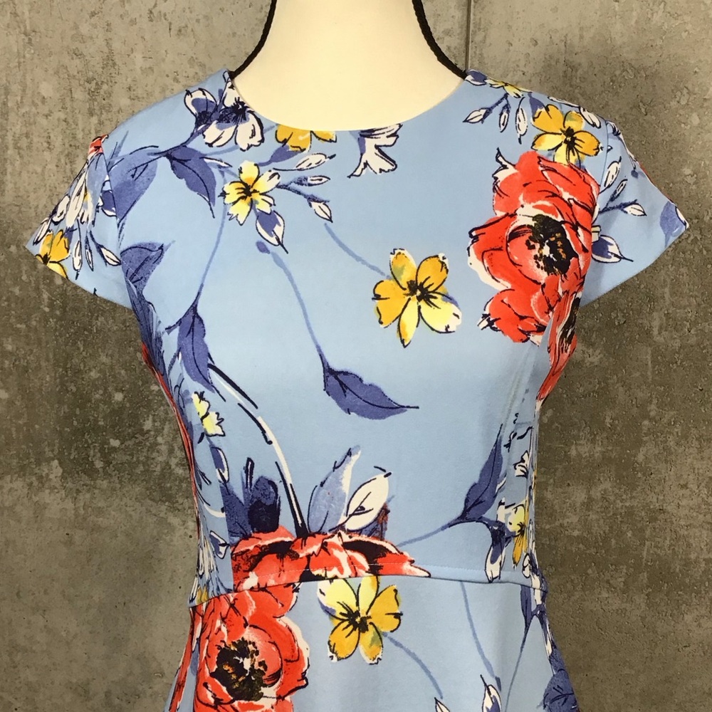 Vince Camuto Womens Floral Fit & Flare Mini Dress Size 4 Blue & Red Short Sleeve - Picture 9 of 16